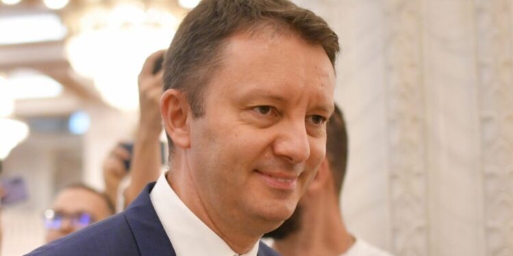 surse:-muresan-le-a-spus-parlamentarilor-pnl-ca-merge-pana-la-vot.-guvernul-nostru-sau-alegeri-anticipate