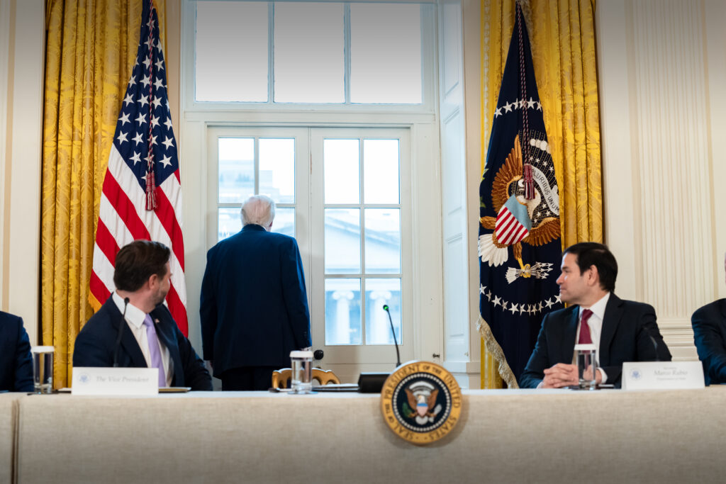 trump-insusi-nu-a-mai-avut-multe-intrevederi-la-casa-alba-ce-spune-un-consilier-al-lui-nicusor-dan-despre-o-vizita-la-washington-–-hotnews.ro