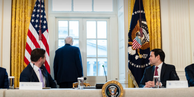 trump-insusi-nu-a-mai-avut-multe-intrevederi-la-casa-alba-ce-spune-un-consilier-al-lui-nicusor-dan-despre-o-vizita-la-washington-–-hotnews.ro