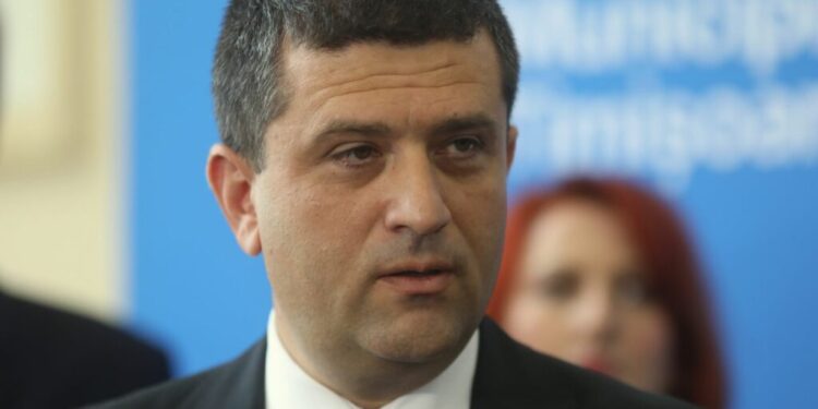 miruta,-despre-formarea-noului-guvern:-sa-nu-mai-dansam-cu-aur.-ce-le-reproseaza-celor-din-psd