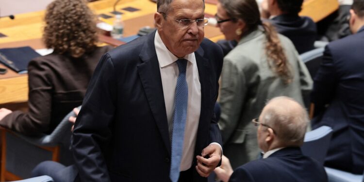 video-serghei,-stiu-ca-asculti-spune-i-sefului-tau-politicianul-polonez-care-l-a-confruntat-pe-lavrov,-in-mod-direct,-la-onu-–-hotnews.ro
