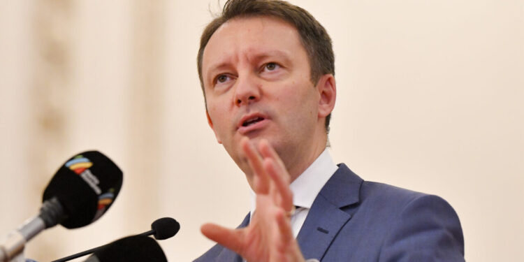 siegfried-muresan-refuza-sa-spuna-daca-programul-de-guvernare,-aprobat-de-pnl,-a-fost-agreat-si-de-nicusor-dan:-„mi-am-atins-obiectivul”
