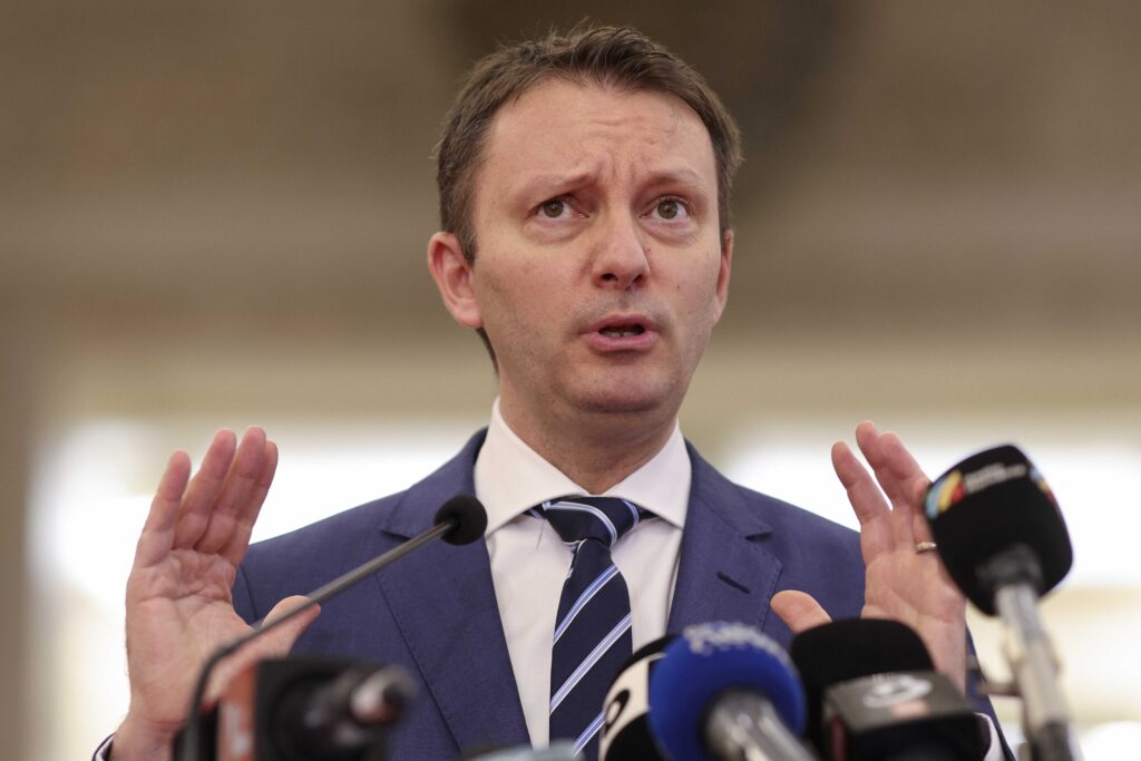 siegfried-muresan,-despre-motivul-pentru-care-nu-s-a-intalnit-cu-sorin-grindeanu:-eu-am-insistat-sa-stabilim-o-data-si-o-ora-clara-–-hotnews.ro