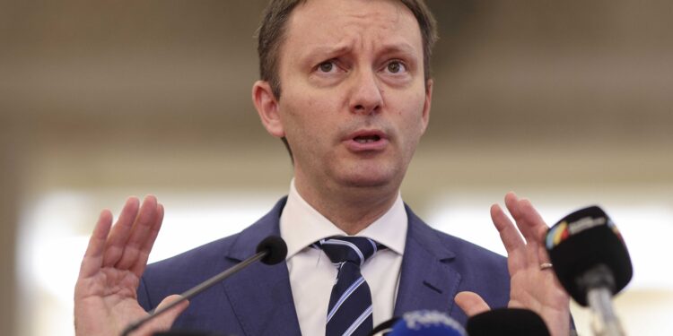 siegfried-muresan,-despre-motivul-pentru-care-nu-s-a-intalnit-cu-sorin-grindeanu:-eu-am-insistat-sa-stabilim-o-data-si-o-ora-clara-–-hotnews.ro