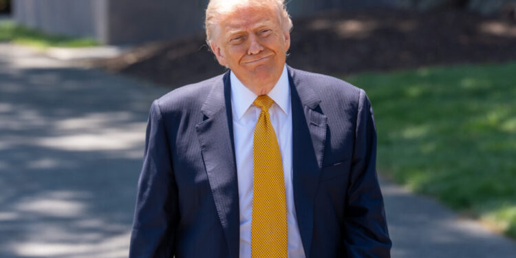 seful-anthropic-ar-urma-sa-ia-cina-alaturi-de-donald-trump,-dupa-luni-intregi-de-conflicte-cu-guvernul-sua