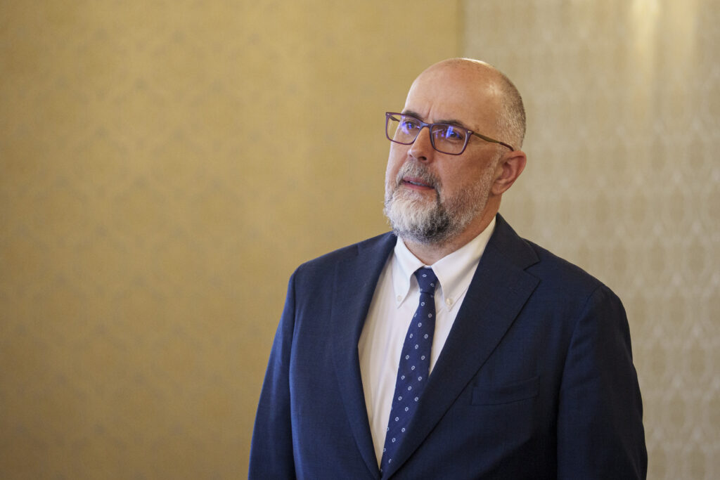 kelemen-hunor:-inca-n-as-putea-sa-spun-sa-pariati-in-sume-mari-ca-vom-avea-233-de-voturi