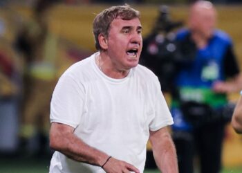 gheorghe-hagi-se-gandeste-sa-demisioneze-dupa-dezastrul-cu-bosnia-din-liga-natiunilor
