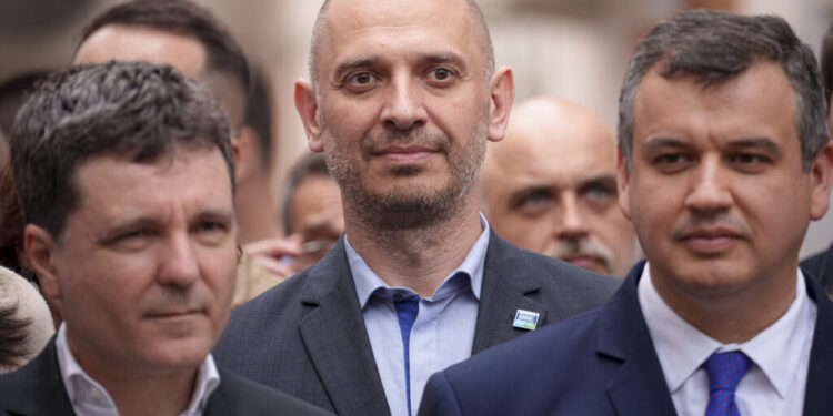 radu-mihaiu:-unii-parlamentari-psd-ar-putea-vota-guvernul-muresan.-am-aceasta-incredere