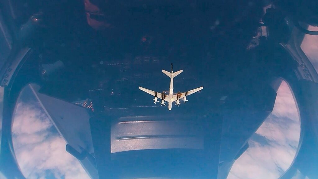 un-bombardier-strategic-rus-s-a-prabusit-in-timpul-unui-antrenament:-sase-soldati-morti