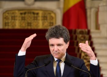 nicusor-dan:-noua-milioane-de-romani-sunt-pe-tiktok-presedintele,-avertisment-privind-doua-realitati-paralele-–-hotnews.ro