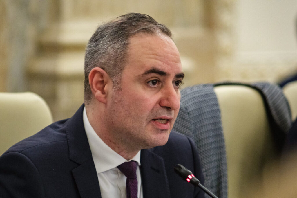 nazare-da-semnale-ca-s&p-nu-va-retrograda-romania-la-junk