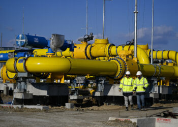 interviu-un-expert-in-energie-de-la-londra-explica-cum-pot-ajunge-gazele-rusesti-in-romania-prin-coridorul-vertical-ce-spune-despre-interesele-sua-in-zona-–-hotnews.ro