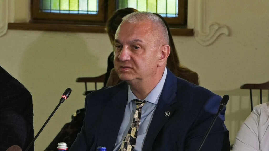 bogdan-grama,-carmistin,-la-conferinta-made-in-romania:-in-20-de-ani-am-reusit-sa-ajungem-lideri-de-piata.-cum-a-construit-un-grup-romanesc-integrat-de-la-ferma-la-furculita