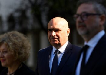 val-de-postari-in-mediul-online-dupa-audierea-lui-bolojan-la-dna-iasi.-liderii-pnl,-mesaje-de-sustinere