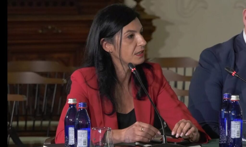 claudia-moise,-despre-succesul-brandului-raureni,-la-conferinta-made-in-romania:-luam-ce-e-mai-bun-din-natura-si-punem-in-borcane-cu-drag