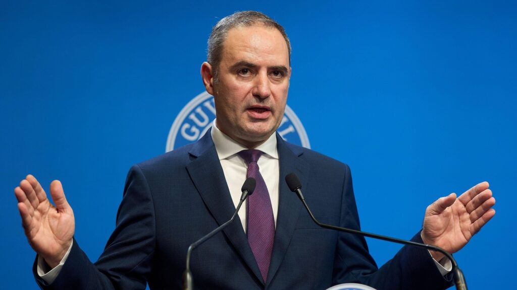 romania-a-scapat-deocamdata-de-retrogradarea-in-junk.-standard-&-poor
