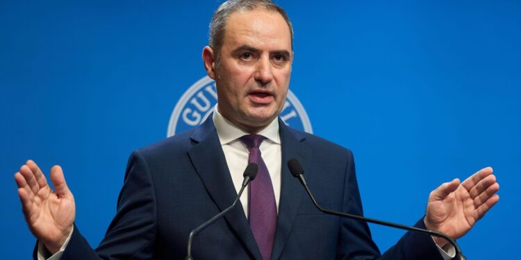 romania-a-scapat-deocamdata-de-retrogradarea-in-junk.-standard-&-poor