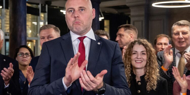 partidul-premierului-kulbergs,-dat-de-exit-polluri-castigator-detasat-al-alegerilor-parlamentare-din-letonia:-nu-ma-asteptam-la-un-asemenea-rezultat-–-hotnews.ro