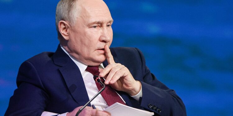 putin-stie-ca-a-facut-o-greseala-cand-a-invadat-ucraina,-spune-un-fost-premier-al-rusiei-care-este-cea-mai-mare-greseala-a-occidentului-–-hotnews.ro
