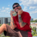 video-cunoscut-trapper,-gest-socant-facut-pe-scena,-la-un-concert-la-arenele-romane-–-hotnews.ro