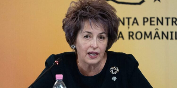 niculina-stelea:-agentia-de-rating-standard-&-poors-a-acordat-calificativul-bbb-/a-3.-austeritatea-bolojan-nazare-nu-a-schimbat-nimic
