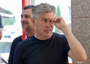 lupescu-s-a-enervat-in-direct-la-tv-si-i-a-cerut-demisia:-produce-momente-de-scarba,-suntem-o-natie-de-tradatori!