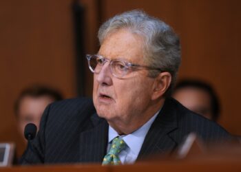 trump,-criticat-de-un-prieten-din-partidul-republican-dupa-ce-a-publicat-numarul-unui-senator:-poate-trece-de-la-zero-la-nesimtit-in-circa-trei-secunde-–-hotnews.ro