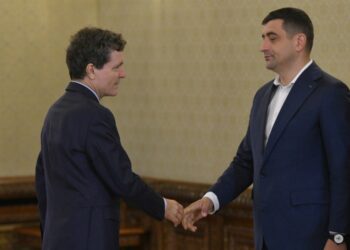 politico:-george-simion-pune-presiune-pe-nicusor-dan.-vom-avea-voturile-pentru-a-l-suspenda