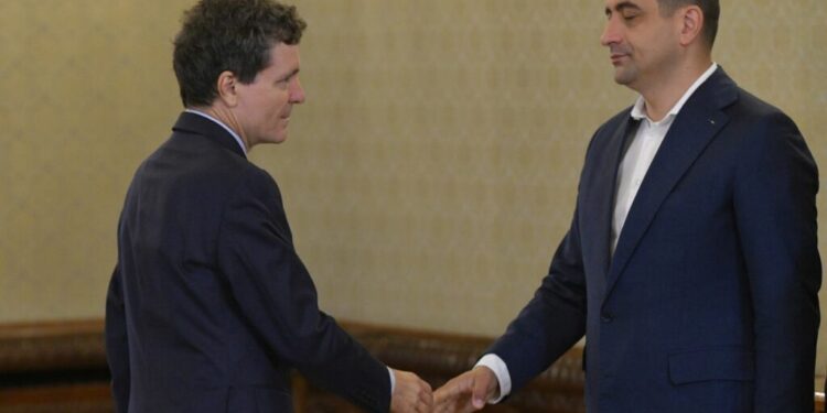 politico:-george-simion-pune-presiune-pe-nicusor-dan.-vom-avea-voturile-pentru-a-l-suspenda
