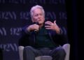 de-ce-spune-michael-douglas-ca-i-s-a-facut-rusine-cand-a-vazut-un-film-al-sau-cu-printesa-diana-–-hotnews.ro