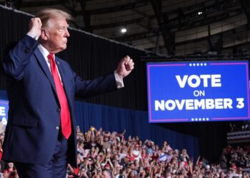 trump,-sfidat-intr-un-bastion-republican:-sunt-platiti-de-dusmanii-natiunii”-ce-a-spus-despre-mama-unui-protestatar-care-s-a-apropiat-–-hotnews.ro