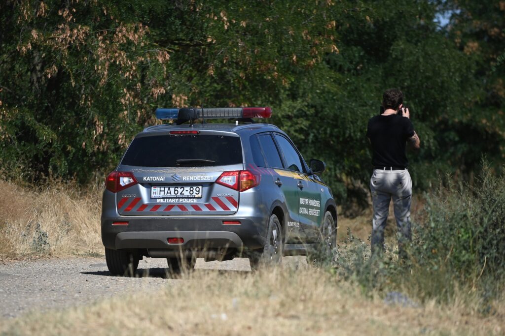 un-roman-este-acuzat-in-ungaria-ca-a-tinut-un-barbat-ca-slav-–-hotnews.ro