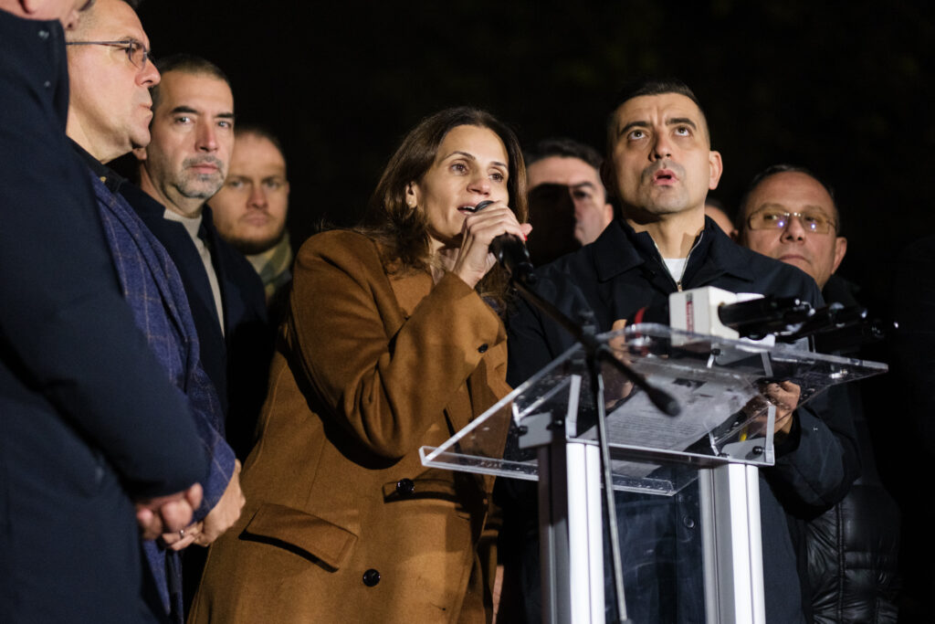 scandal-in-direct-intre-george-simion-si-anca-alexandrescu-ce-ai-de-faci-asa?-/-nu-ti-e-rusine?-–-hotnews.ro