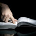 cuvantul-din-dictionar-care-a-starnit-dezbateri-aprinse-pe-internet-institutul-de-lingvistica-al-academiei-romane-vine-cu-precizari:-e-mult-mai-vechi-decat-actuala-agitatie-online-–-hotnews.ro