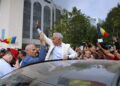 calin-georgescu,-nou-mesaj-din-arest-pentru-sustinatorii-sai:-nici-distanta,-nici-zidurile-nu-pot-desparti-oamenii