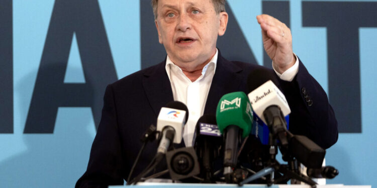 crin-antonescu:-ultima-sansa-a-scenei-politice-de-a-da-un-guvern-pro-occidental-sau-pro-european