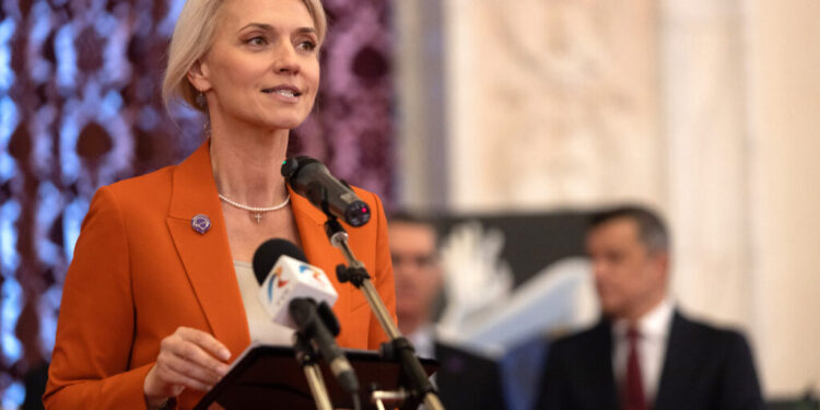 pnl-ar-trebui-sa-se-fereasca-ca-dracu-de-tamaie-de-anticipate.-alina-gorghiu:-va-iesi,-probabil,-mai-rau-ca-in-alegerile-de-la-sfarsitul-anului-2024