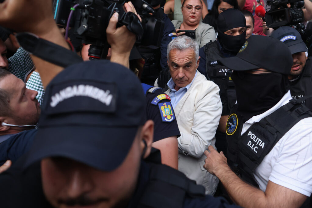 verdict-la-tribunalul-bucuresti:-calin-georgescu-afla-astazi-daca-scapa-de-arestul-preventiv-–-hotnews.ro