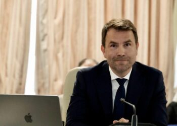 catalin-drula-ii-cere-lui-nicusor-dan-sa-il-demita-pe-consilierul-care-a-participat-la-cina-cu-sorin-grindeanu-si-kimberly-guilfoyle