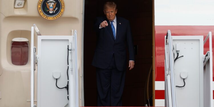 o-imagine-a-europei-in-ziua-cand-trump-a-redeschis-piata-sua-pentru-rusia-si-o-veste-buna-despre-romania-–-hotnews.ro