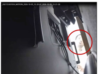 fbi-a-arestat-un-inginer-de-la-openai-acuzat-ca-a-plasat-un-dispozitiv-sofisticat-in-sala-de-conferinte-–-hotnews.ro