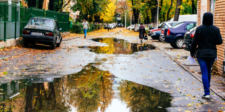 alerta-de-vreme-severa:-vant-puternic-in-8-judete,-ninsori-si-strat-de-zapada-la-munte-minime-de-2-grade-la-bucuresti-–-hotnews.ro
