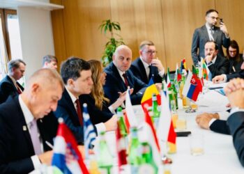 nicusor-dan-si-giorgia-meloni-au-reunit-liderii-prietenilor-coeziunii-inaintea-summitului-ue.-ce-cer-pentru-bugetul-european