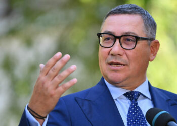 victor-ponta-dezvaluie-ca-a-fost-la-un-pas-sa-fie-ministru-in-guvernul-niculescu,-dar-l-a-blocat-seful-psd