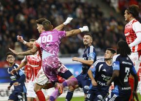 replica-pentru-dumiter-a-venit-imediat-dupa-ce-a-contestat-penalty-ul-lui-dinamo:-nu-exista-termen-de-comparatie