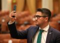 video-|-brian-cristian,-deputat-usr,-despre-chatgpt-in-parlament:-multi-parlamentari-folosesc-deja-aproape-integral-ai