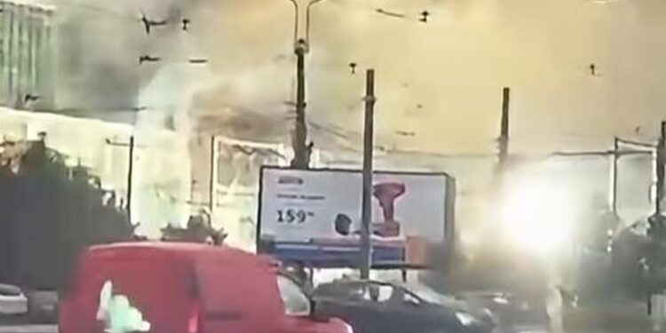 momentul-exploziei-de-la-cet-iasi-orasul-ramane-fara-apa-calda-si-caldura-–-hotnews.ro