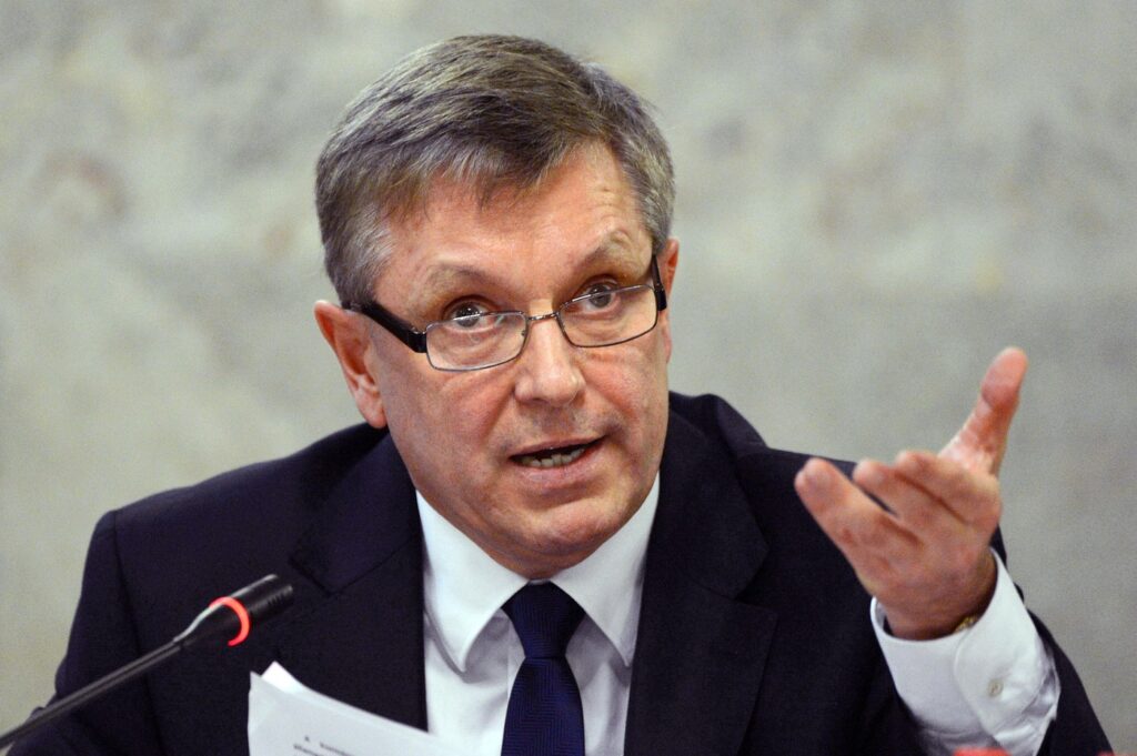 un-fost-inalt-oficial-maghiar-din-timpul-mandatului-lui-viktor-orban-a-fost-retinut-la-budapesta-–-hotnews.ro