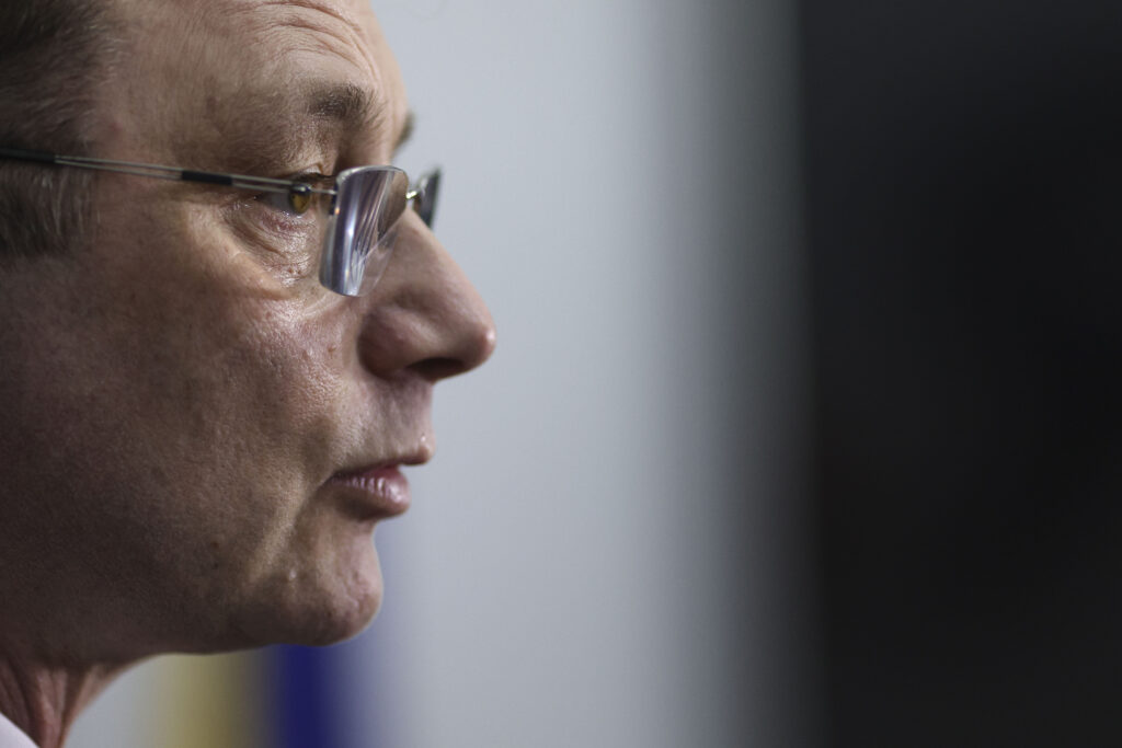 cine-este-mihaela-ilincuta-stefan-simion,-numita-sefa-de-cabinet-a-premierului-luca-niculescu-–-hotnews.ro