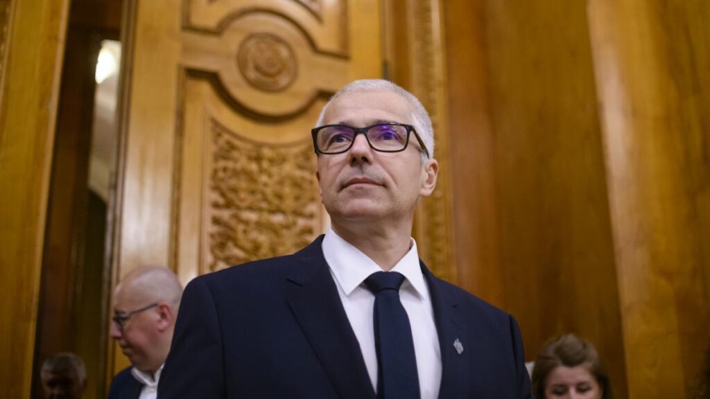 ministrul-justitiei,-radu-marinescu,-ia-masuri-pentru-plata-restantelor-salariale-in-cazul-judecatorilor-si-magistratilor,-dupa-ce-curtea-suprema-a-avut-castig-de-cauza-in-procesul-intentat-guvernului-demis-bolojan